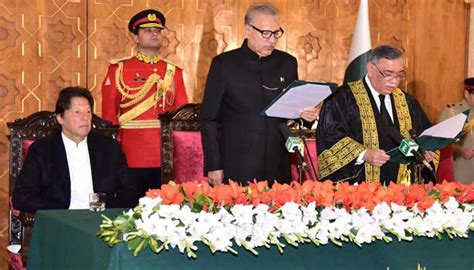 Justice Asif Saeed Khosa takes oath as 26th Chief Justice of Pakistan