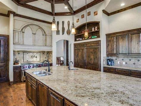 40 Mansion Kitchen Designs (Photos) - Home Stratosphere