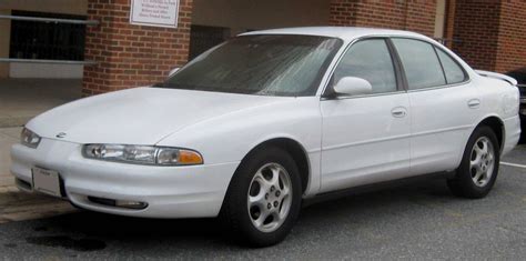 1998 Oldsmobile Intrigue GL 4dr Sedan 4-spd auto w/OD