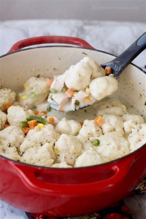 Quick Creamy Chicken and Dumplings - Eat Dessert Snack