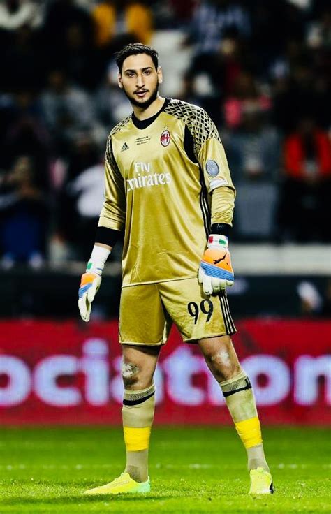 Donnarumma Italy Debut / Gianluigi Donnarumma agrees five-year AC Milan ...