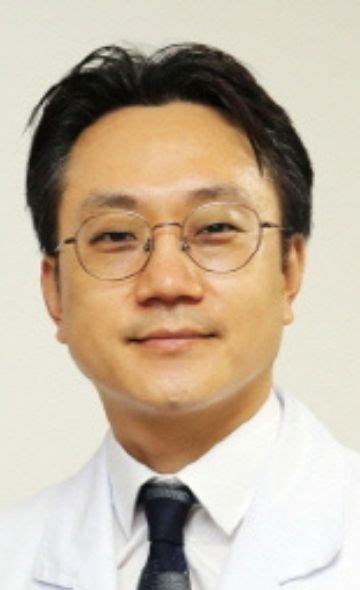 Dr. Kang Seok Ho - Appointment, Reviews, Prices | Clinics on Call