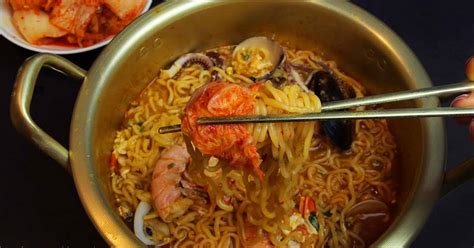 10 Best Seafood Ramen Noodles Recipes