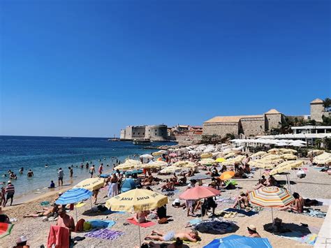 Banje Beach Dubrovnik - mudpiefridays.com