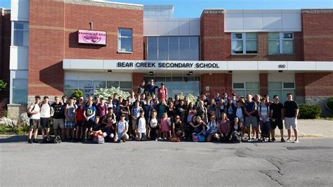 Bear Creek Public School (Toronto, Ontario, Canada) - apply, prices, reviews | Smapse