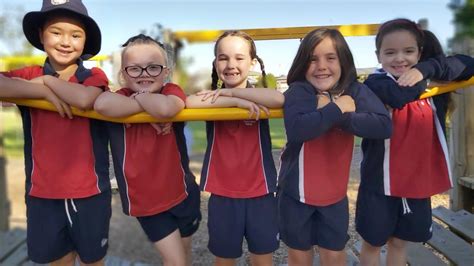 “Out of an orphanage”: Geelong Christian College under fire for new uniform | The Cairns Post