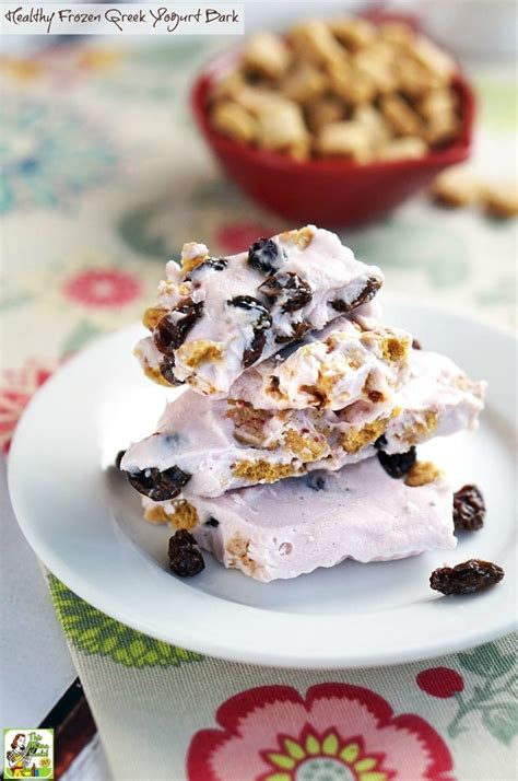 Healthy Frozen Greek Yogurt Bark | This Mama Cooks! On a Diet™