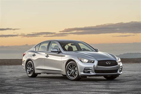 2017 Infiniti Q50 3.0t Signature Edition technical and mechanical ...