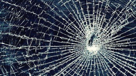 11 Cracked & Broken Screen Wallpapers Prank For Laptops & TVs