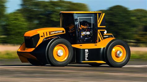 The JCB Fastrac Two is now the world’s fastest tractor