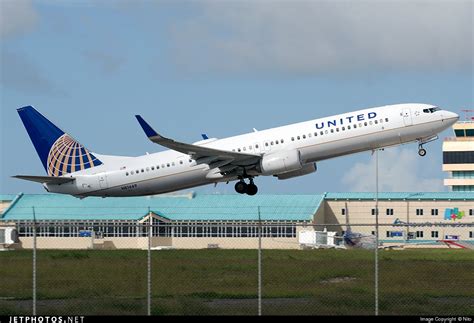 N81449 United Airlines Boeing 737-900ER | United airlines, Boeing 737, Boeing