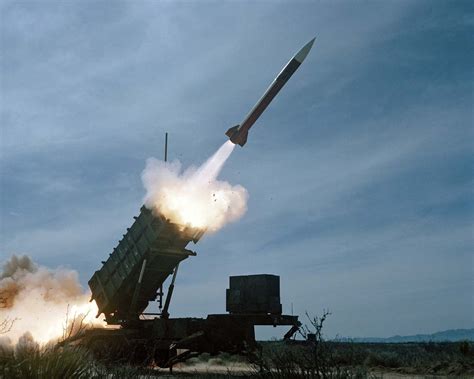 Surface-to-air missile (SAM) | Britannica