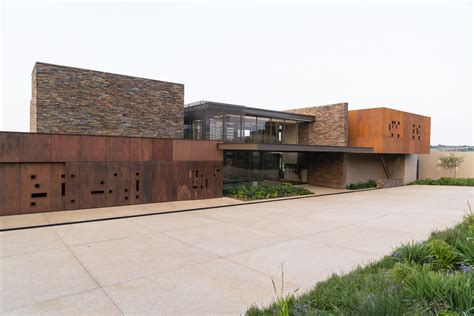 Mooikloof Heights | Architect Magazine