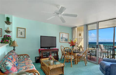 Wailua Bay View Condos (Kapaa, HI) - Resort Reviews - ResortsandLodges.com