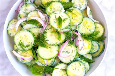 Creamy Tzatziki Cucumber Salad - Safapedia.com
