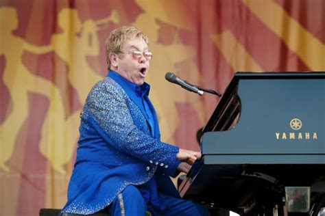 Behind The Song: Elton John, “Rocket Man” - American Songwriter