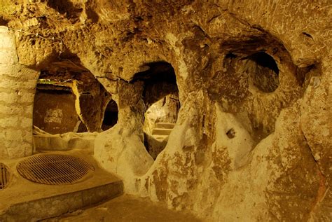 Cappadocia Derinkuyu Underground City ~ Travel Turkey