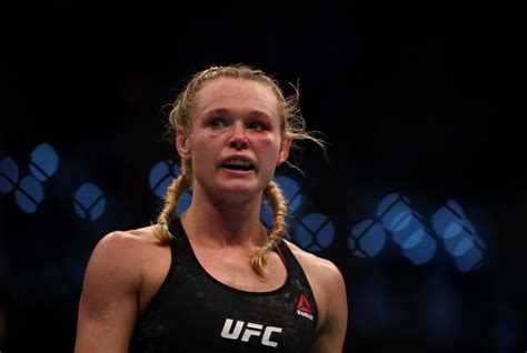 Who Is Andrea Lee? Boyfriend, Tony Kelly Anti-Brazilian Comments and ...