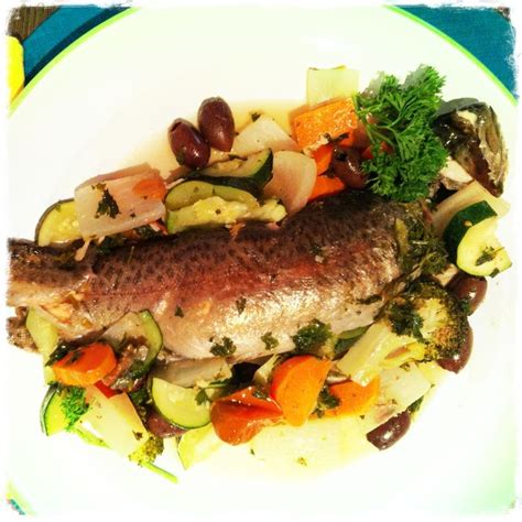 Mediterranean Baked Rainbow Trout. One pan dinner - easy and delicious. | Paleo seafood recipes ...