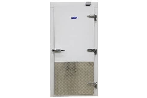 Walk-In Cooler Door Replacement – CUSTOM WALK IN DOOR