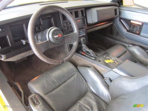 Black Interior 1986 Chevrolet Corvette Convertible Photo #52676209 | GTCarLot.com