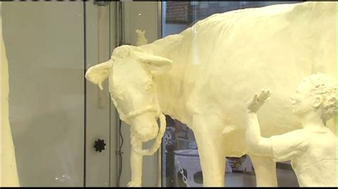 Butter cow unveiled at Illinois State Fair - ABC7 Chicago