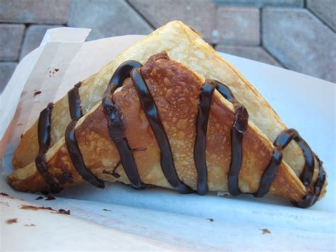 Review: Arby's Chocolate Turnover | Brand Eating