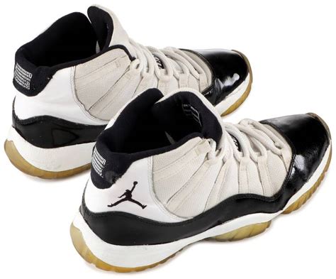 Air Jordan 11 Retro 'Concord' 2011 - Air Jordan - 378037 107 | GOAT