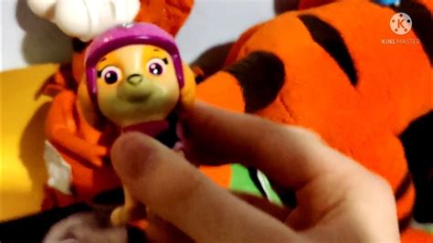 Curious Buddies Intro in Plush Version - YouTube