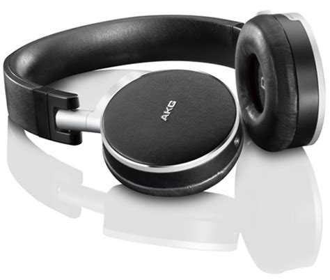 AKG Noise Cancelling Headphones - Acquire