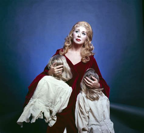 What is the Synopsis of Bellini’s Opera, Norma? | Beverly sills, Opera, Operatic