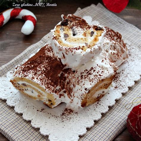 Tronchetto di panettone ripieno di mascarpone e panna