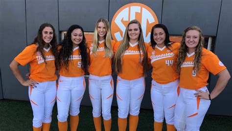 Lady Vols softball 2018 signing class is ranked No. 2 in the country
