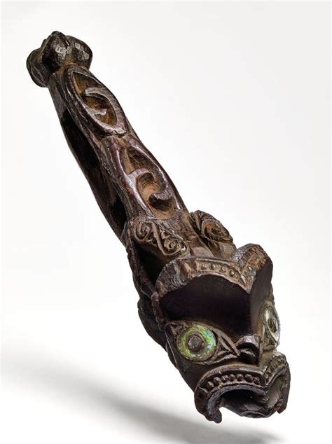 Polynesian Art: Maori Carved Artifact | Maori, Polynesian art, Maori ...