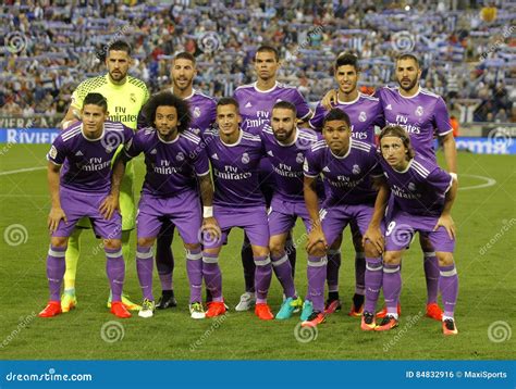 Real Madrid lineup editorial photo. Image of european - 84832916