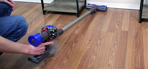 Dyson V7 vs. V8 - Is the V8 Absolute Worth the Extra