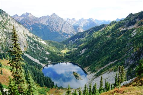 21 Best Hikes in Washington State • Small Town Washington