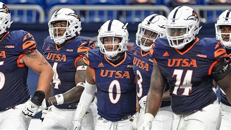 UTSA Football Uniforms | Christopher Muñoz