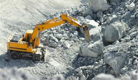 Quarry stone: Learn about the process of stone quarrying