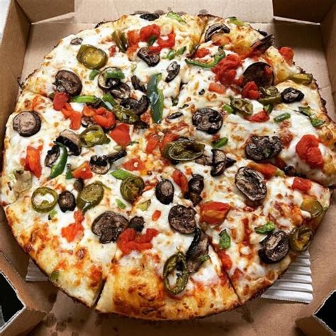 Domino's Toppings: Meat, Veggie, Cheese, and Sauce Choices