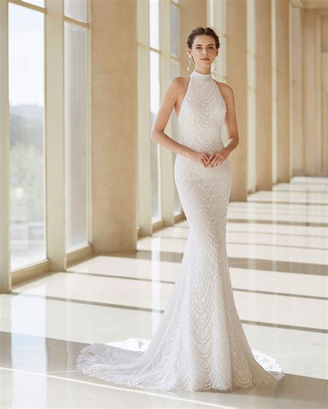 15 Figure-Flattering Wedding Dresses for Modern Avant-Garde Brides - Praise Wedding