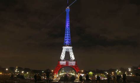 Eiffel Tower displays Tricoleur in display of defiance | World | News ...