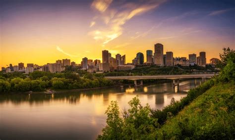 Downtown Skyline Of Edmonton Royalty-Free Images, Stock Photos ...