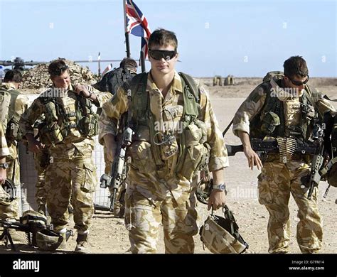 British Royal Marines Commandos attached to the Black Watch regiment ...