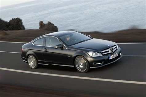 Mercedes C-Class Coupe (2012) - picture 22 of 31