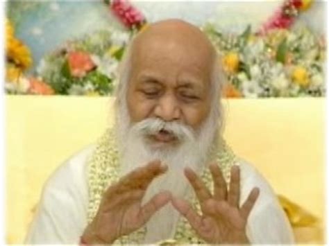 Maharishi Mahesh Yogi biography, birth date, birth place and pictures