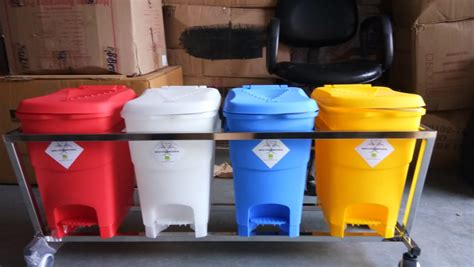 Buy Bio Medical Waste Segregation Trolley 4 Box of 15 litre | Envmart.com