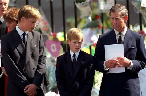 Prince Charles Princess Diana Funeral Queen elizabeth's hidden secret ...