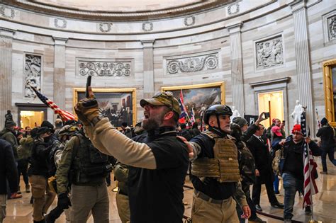 Oath Keeper enters first Capitol riot guilty plea agreement