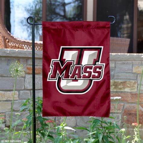 Umass Minutemen Logo Garden Flag GF00541 – Let the colors inspire you!